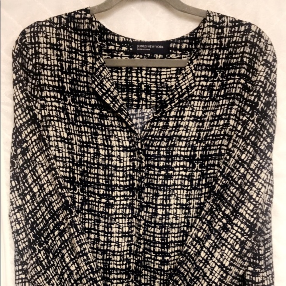 Button down dress shirt from Jones New York size L